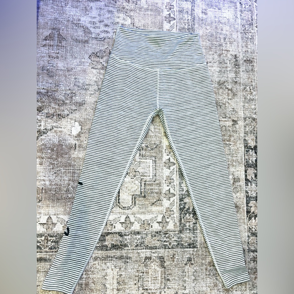 Beyond Yoga Black and White Striped Women’s Leggings